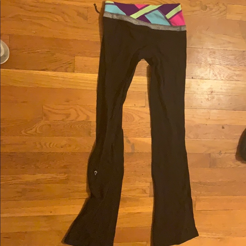 ivivva leggings\yoga pants, gently used